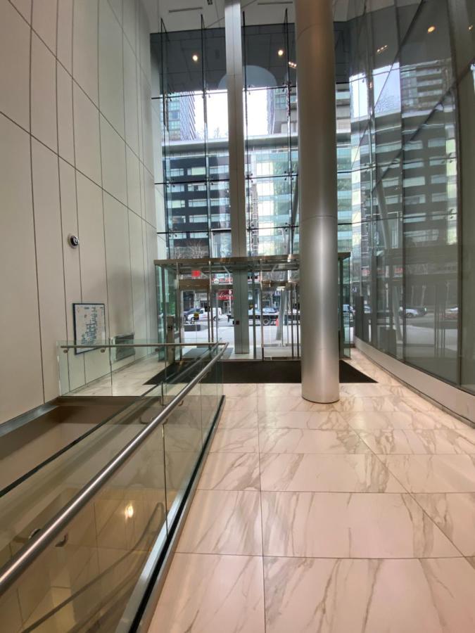Corporate Suite Торонто Екстериор снимка