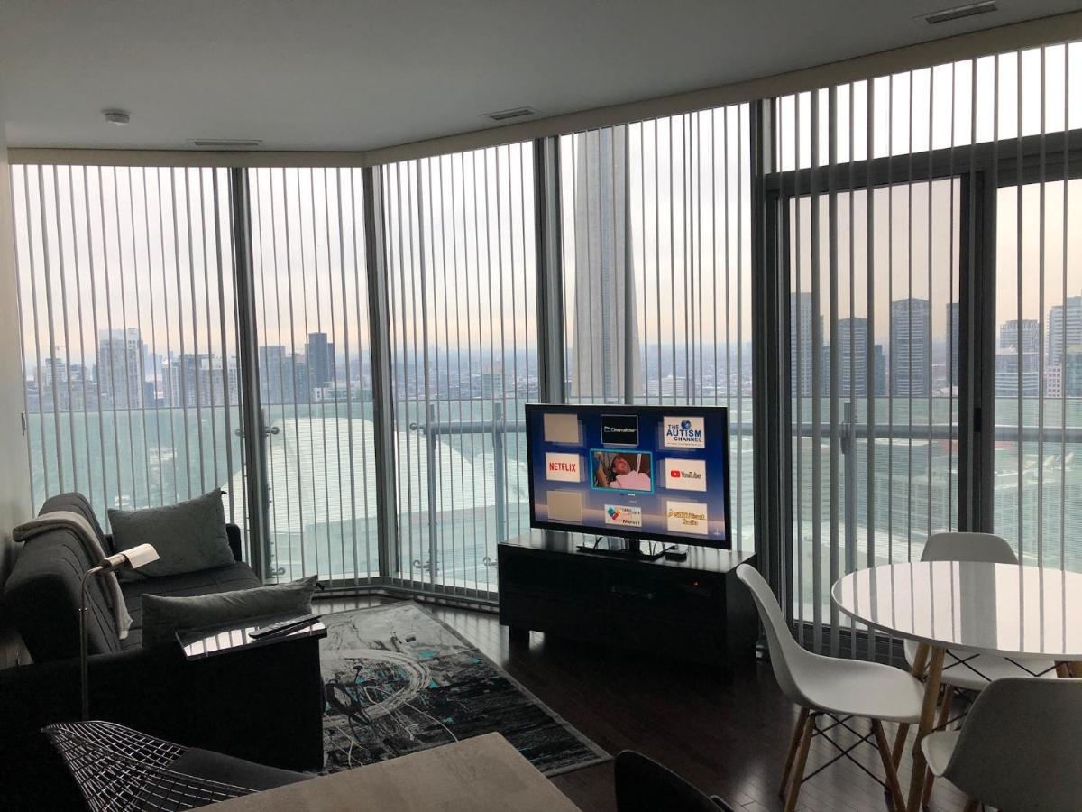 Corporate Suite Торонто Екстериор снимка